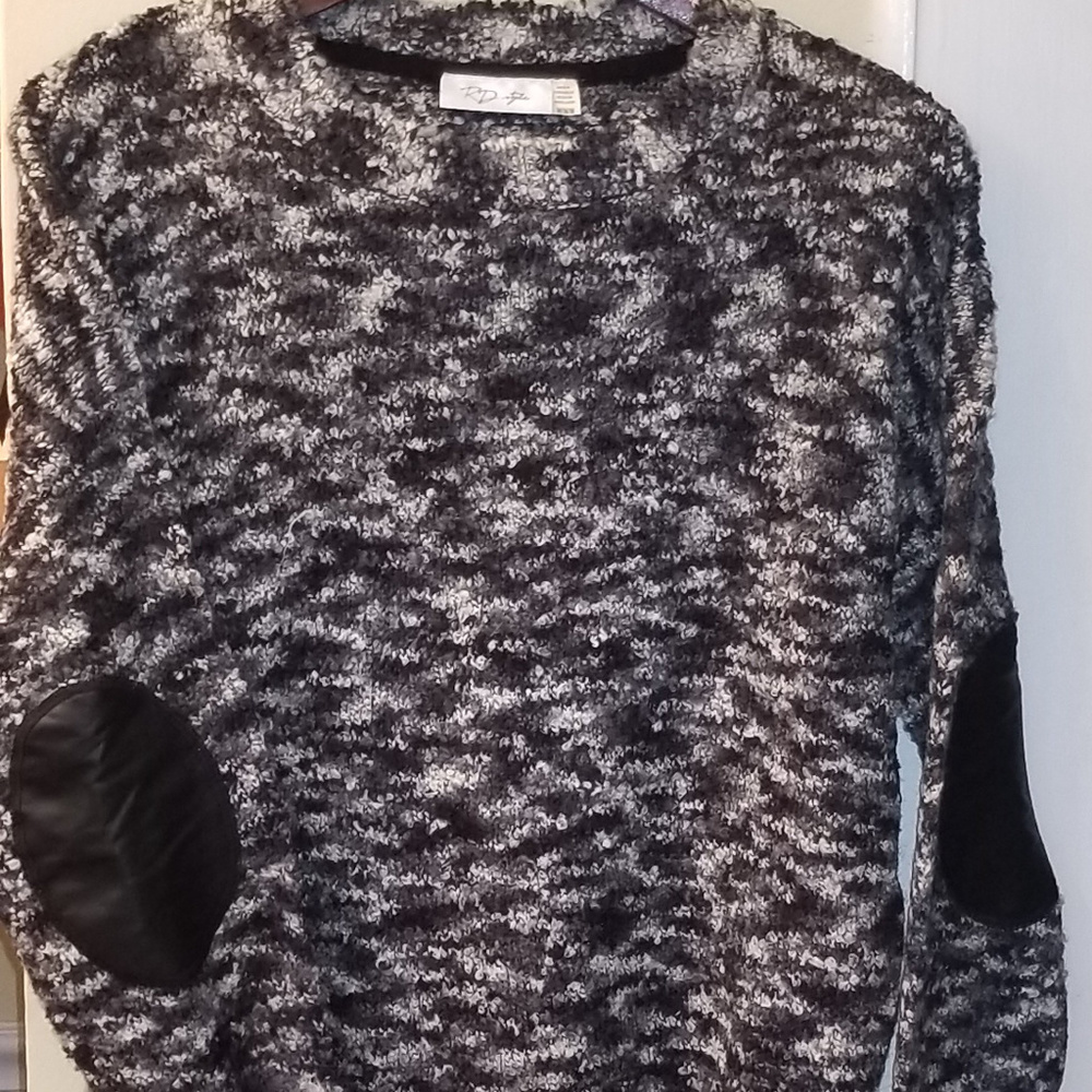 RD Style Cropped Knit Sweater with Elbow Patch NWT